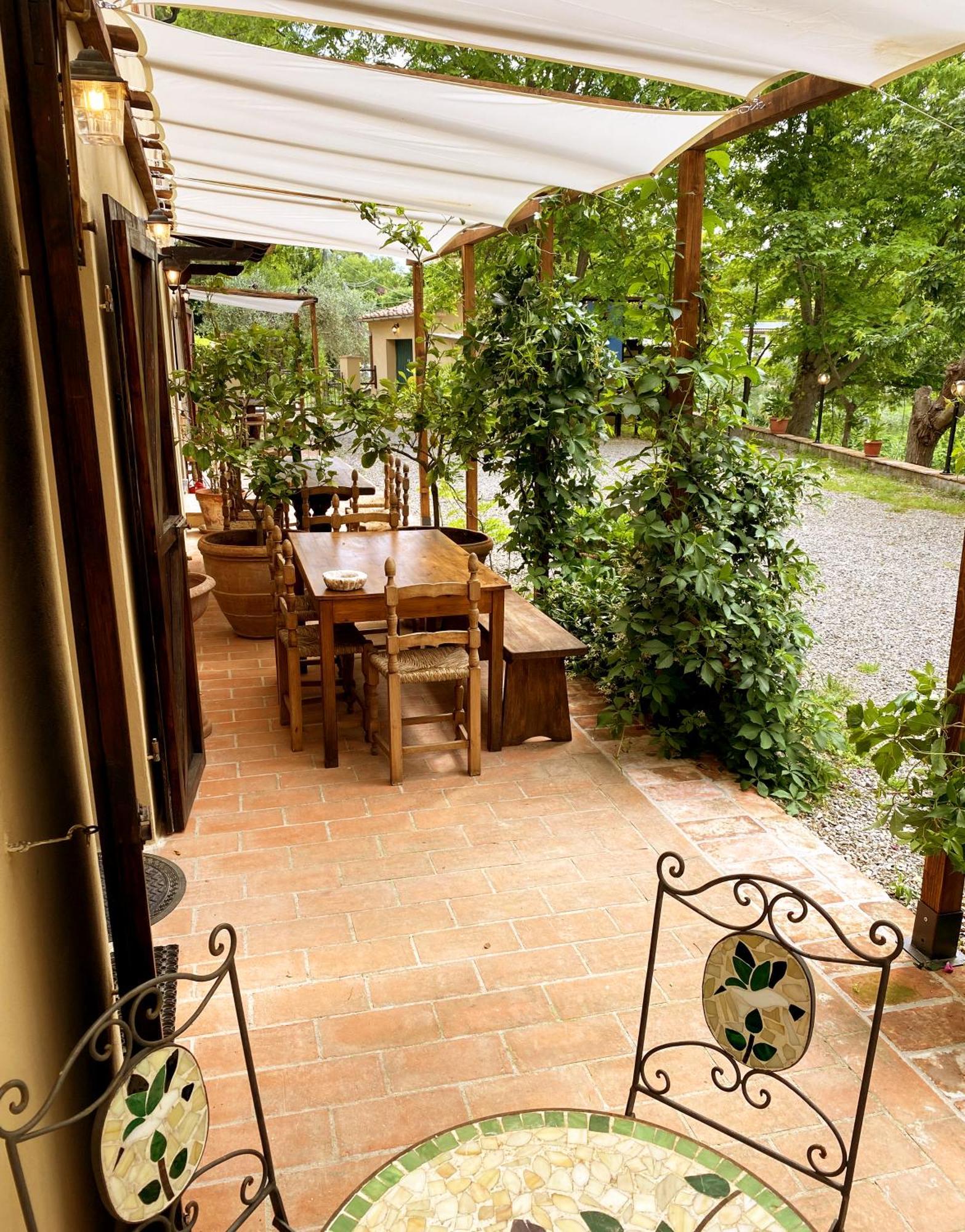 Apartamento La Tonnaia Lari Exterior foto